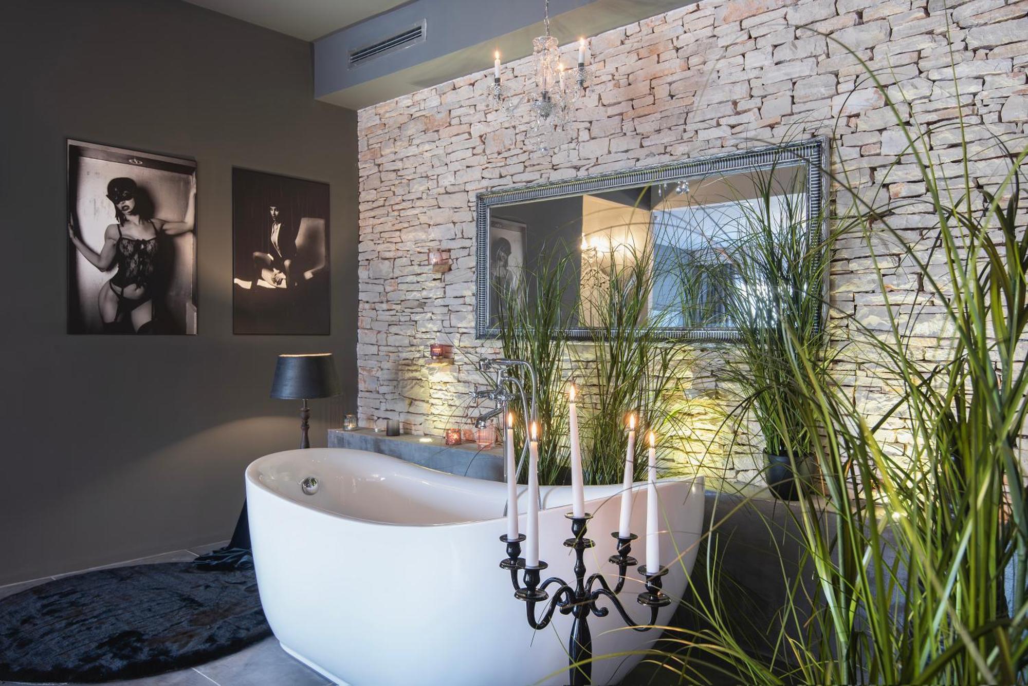 Boutique Hotel Chevalier By Bura Hotels - Adults Only Medulin Exterior photo