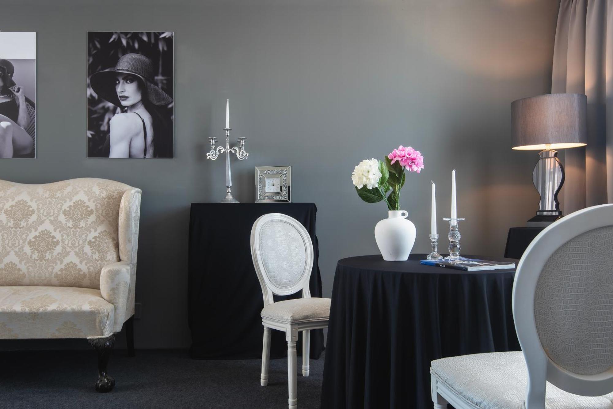Boutique Hotel Chevalier By Bura Hotels - Adults Only Medulin Exterior photo