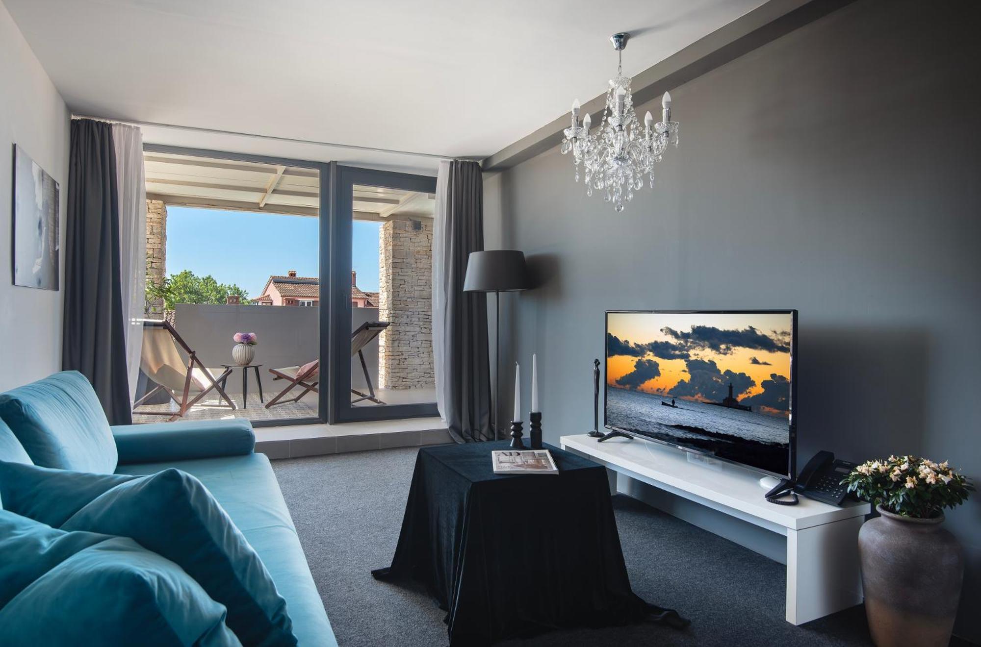 Boutique Hotel Chevalier By Bura Hotels - Adults Only Medulin Exterior photo